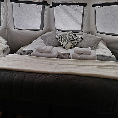 Glamping Lofoten Hotell Kongsjorda Exteriör bild