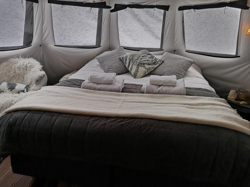 Glamping Lofoten Hotell Kongsjorda Exteriör bild