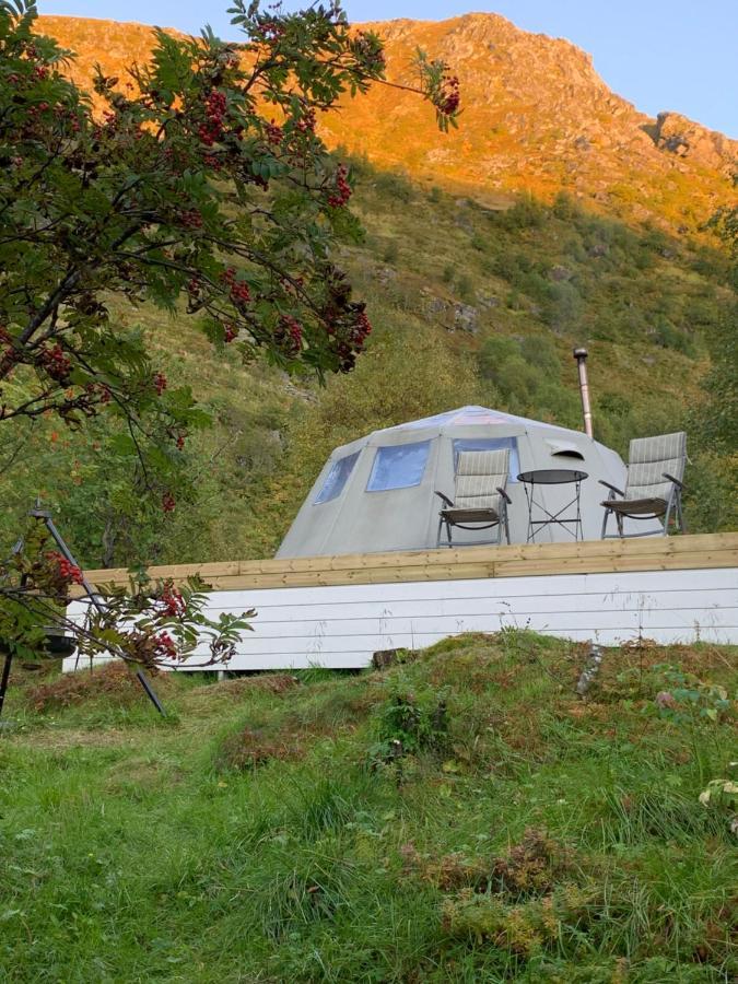 Glamping Lofoten Hotell Kongsjorda Exteriör bild